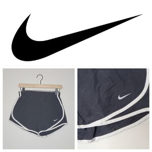 Nike Dri Fit Running Shorts Women Size‎ Small Black White Trim Athletic
